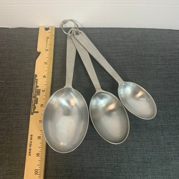 Ekco 18/0 Stainless Steel Measuring Spoons 1/8, 1/4, 1/2 Cup - Picture 9 of 9